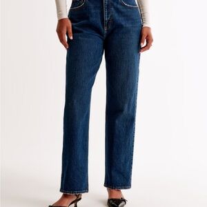 Abercrombie & Fitch High Rise Vintage Straight Jean 26S